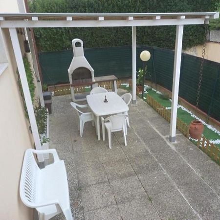 Double Room Фучекио Екстериор снимка