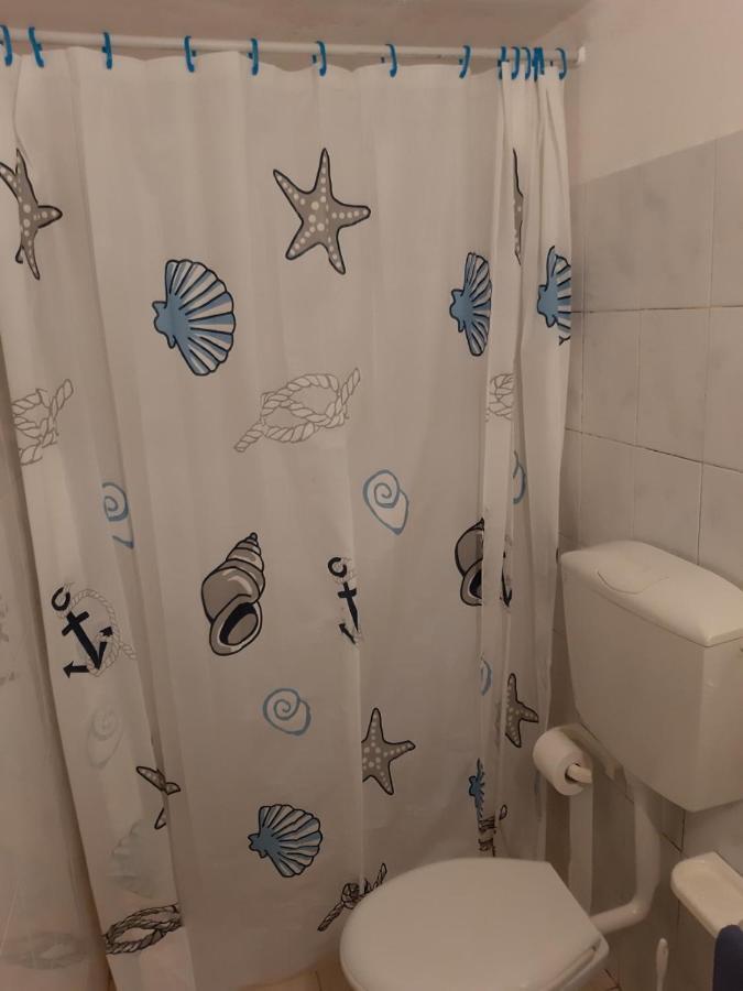 Double Room Фучекио Екстериор снимка