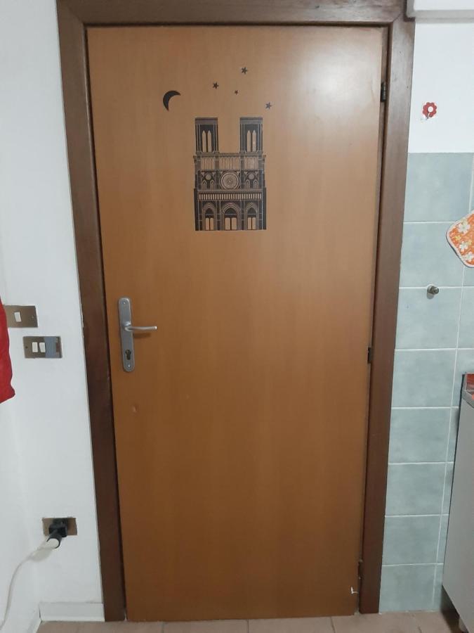 Double Room Фучекио Екстериор снимка